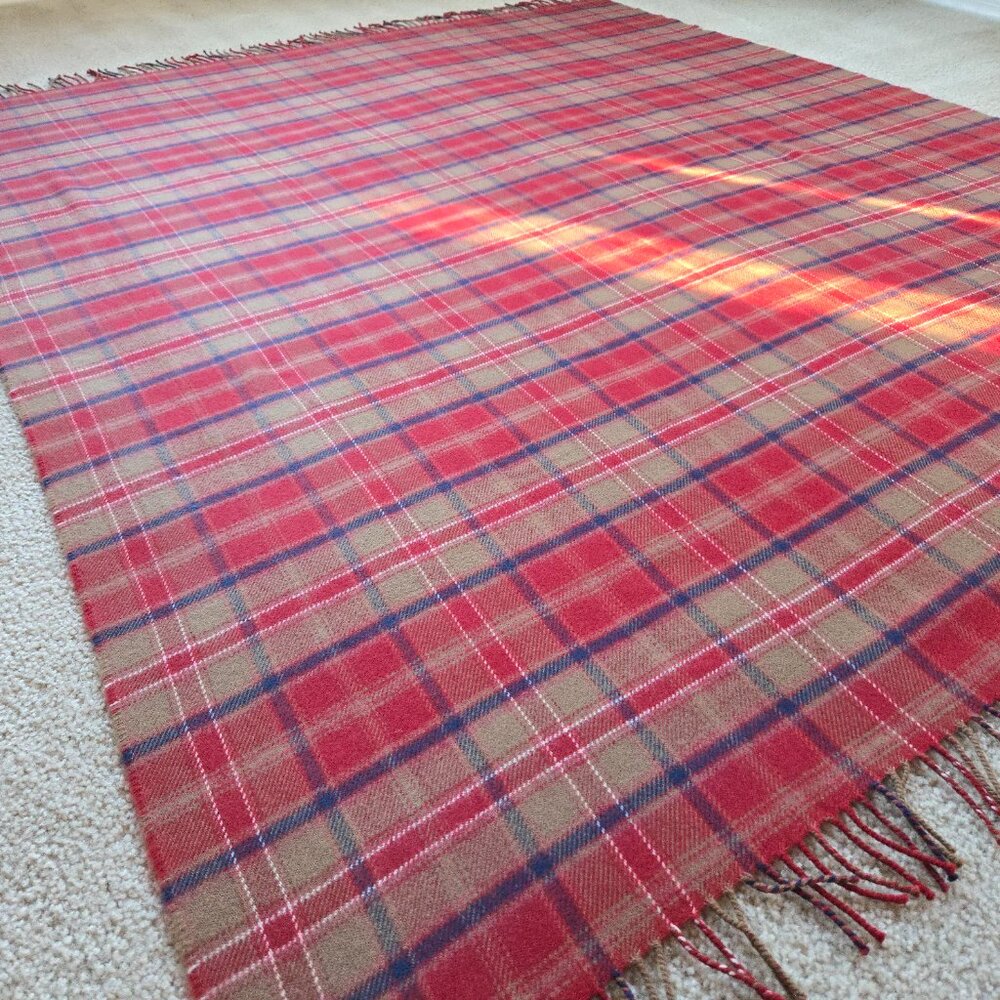 NWT Brushed Wool Throw Blanket Plaid Dunollie Castle Scotland Rare History - Picture 10 of 13
